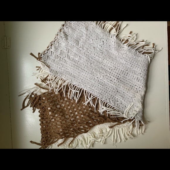 Fringe infinity scarf . Two toned white and brown - Picture 2 of 2